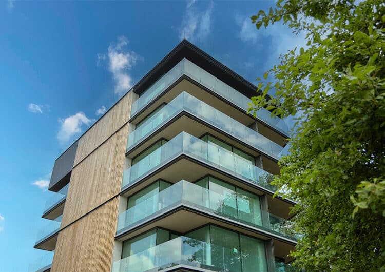 Flexibele smarthomeoplossingen voor aansturen verwarmings- en koelingssysteem Brugse Queen’s Tower 3