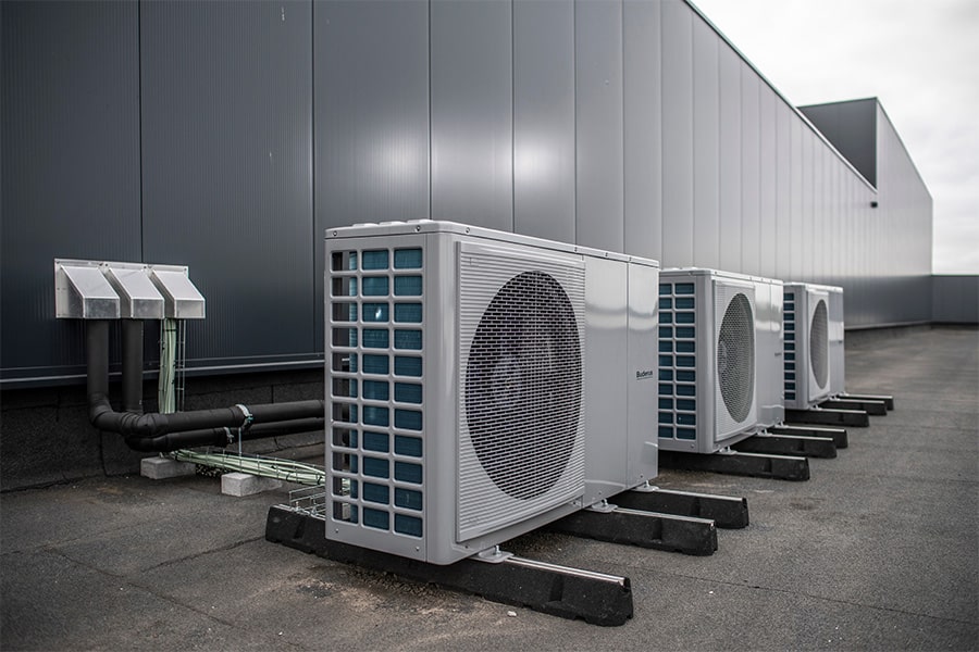 Cascadeopstelling garandeert bedrijfszekerheid monoblocwarmtepompen in logistiek centrum 1