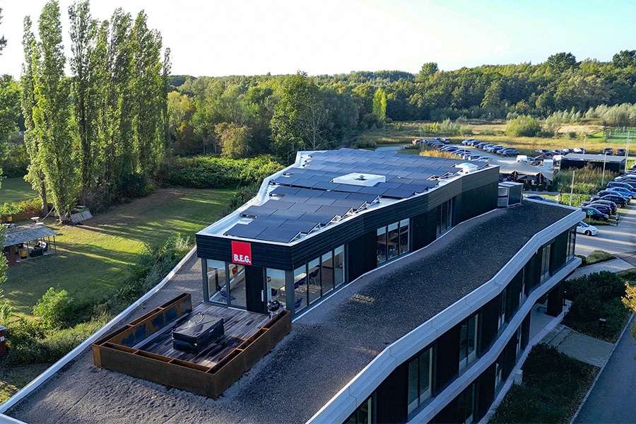 Duitse specialist in lichtsturing en gebouwautomatisering viert dubbele mijlpaal 3