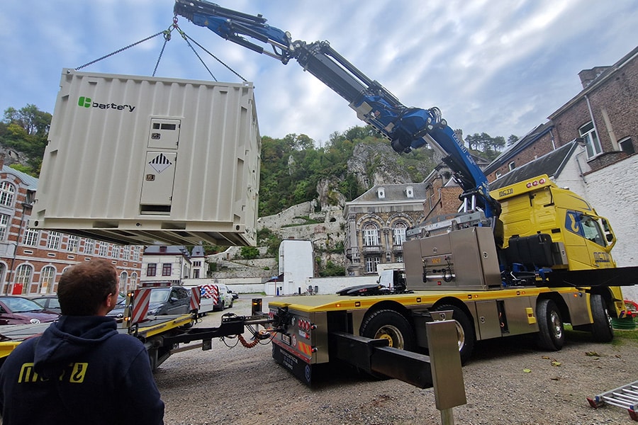 C-battery verduurzaamt laadinfrastructuur Interparking-site met mobiele batterij-oplossing 3
